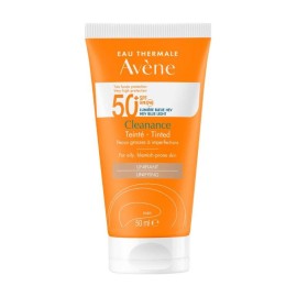 Avene Cleanance Solaire Αντηλιακό Προσώπου SPF50+ με Χρώμα για το Ευαίσθητο Λιπαρό Δέρμα με Ατέλειες 50ml